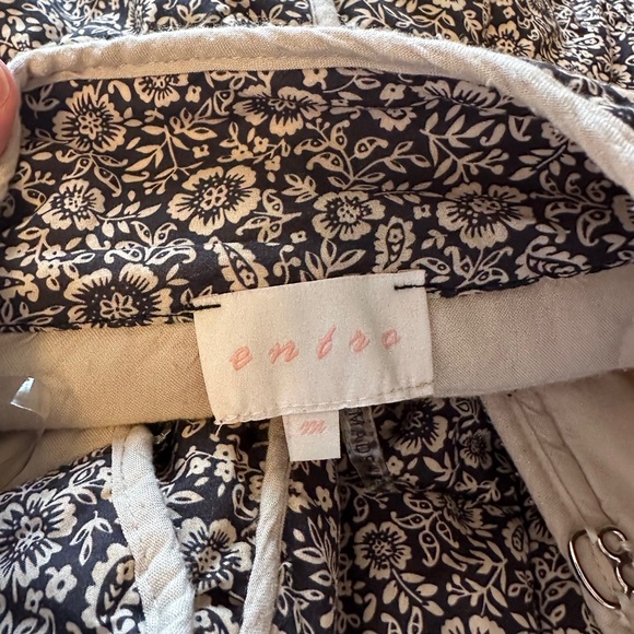 Entro Floral Cotton Quilted Jacket with Patch Pockets | Size Medium - Picture 7 of 10